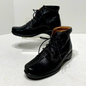 Sanita leather lace chukka boots Sz 37